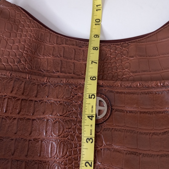 Giani Bernina brown faux alligator satchel/shoulder bag - Picture 11 of 14